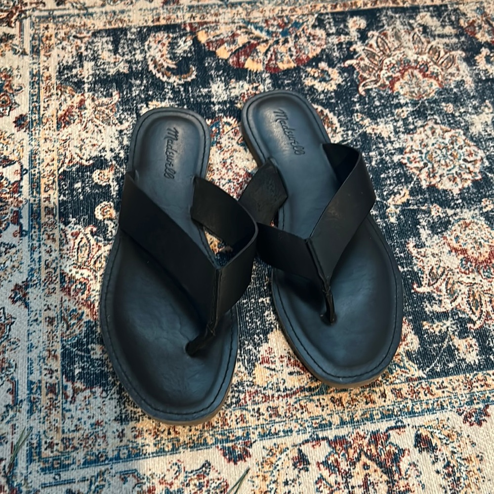 Madewell Leather flip flops